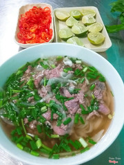 phở bò tái