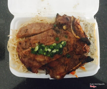 Cơm sườn cốt lết bì chả