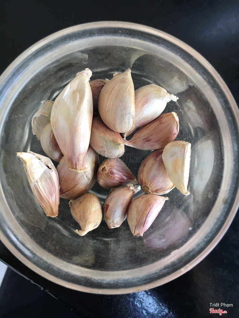 Quán dùng tỏi Việt Nam