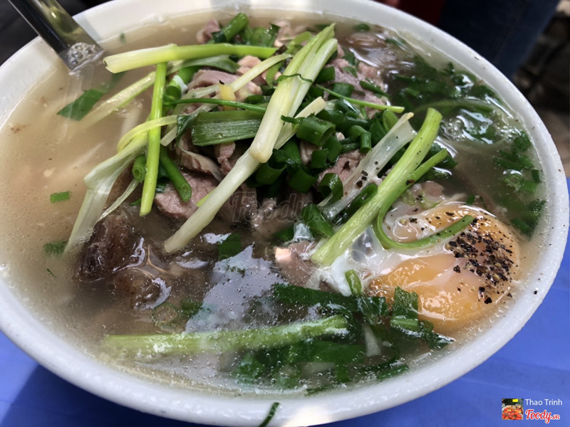 Phở tái nạm 