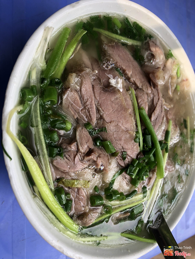 Phở nạm gầu