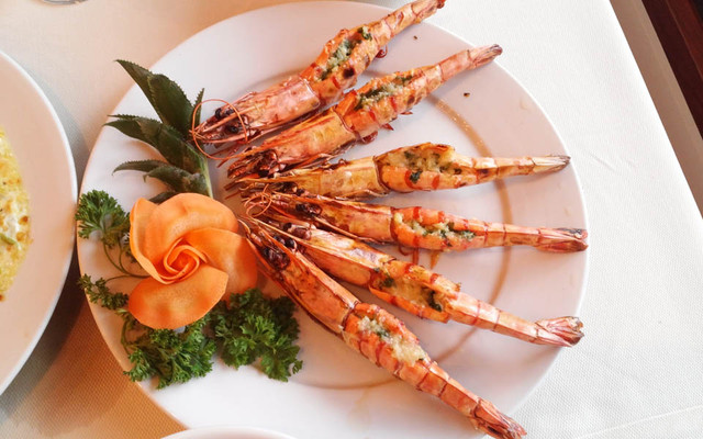 Anh Em Restaurant - Trần Bạch Đằng