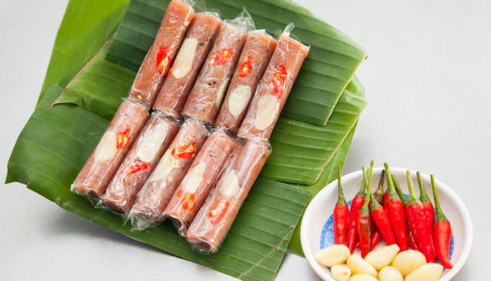 Tú Linh - Nem Chua & Giò Hấp