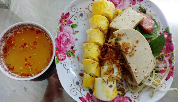 Bánh Cuốn Trứng - Phạm Văn Hai