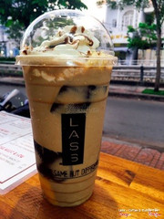 Bỏ kem 
lấy trân châu và đá xay