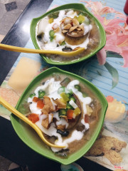 Caramen thập cẩm 13k ngon rẻ ạ ^^ 