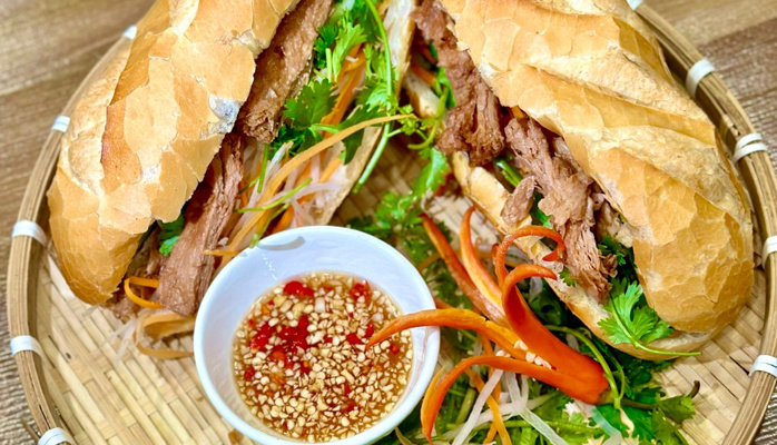 Bánh Mì Chay - Tâm Từ