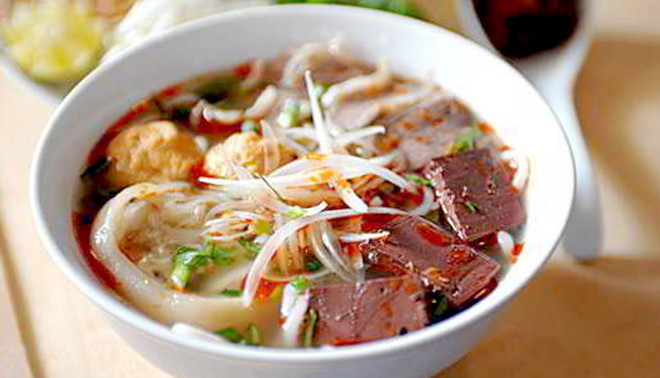 Bà Ngọc - Bún Bò & Mỳ Quảng