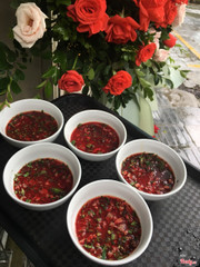 Tiết canh ngan 20k/bát