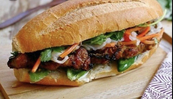 Dì Bình - Bánh Mì Thịt Nướng - Phùng Khoang