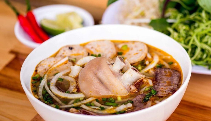 MÌ QUẢNG, BÚN BÒ, BÚN GIÒ & BÚN SƯỜN BÒ - HƯƠNG LỘ 2