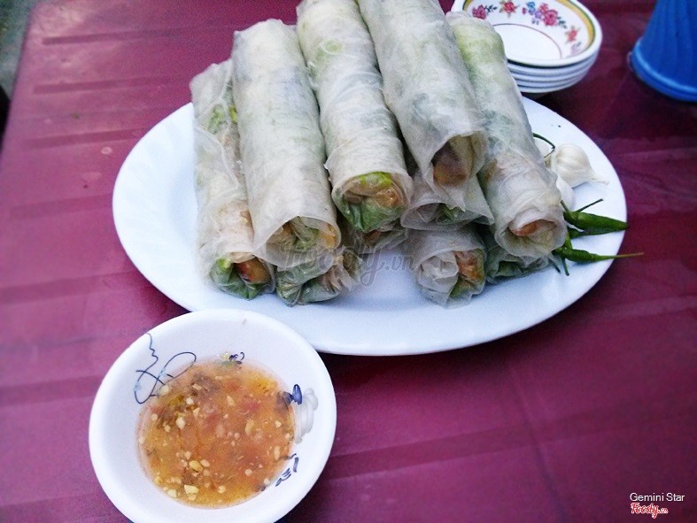 Bánh cuốn 6k/cái