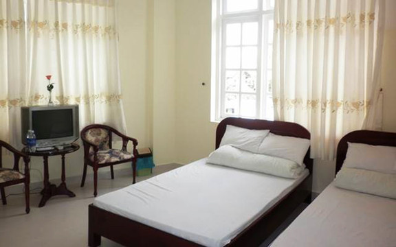 Đường Sắt Hotel - Thạch Hãn