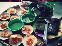 bánh nậm + bánh bèo chén