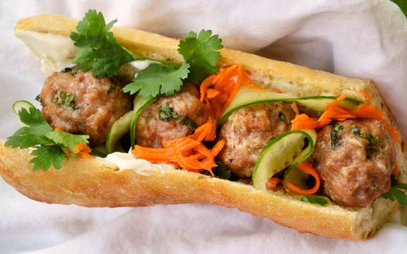 Quốc Sang - Xôi & Bánh Mì - Lê Hồng Phong