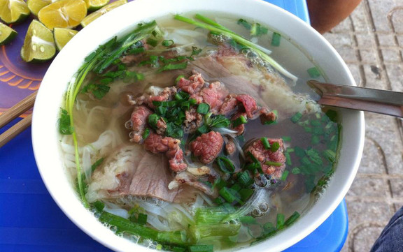 Phở Bò Gia Truyền - Nguyễn Khánh Toàn