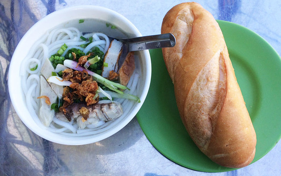 Bánh Canh Bình Dân - Hùng Vương