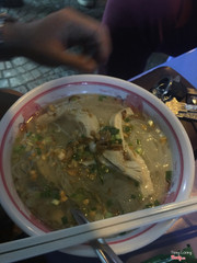 Hủ tiếu gà xé