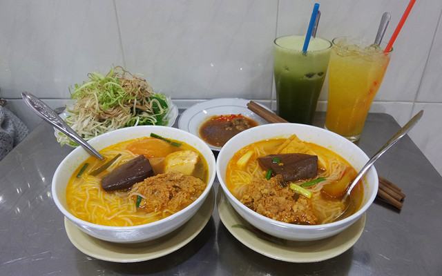 Bún Riêu Gánh Bến Thành - Saigon House