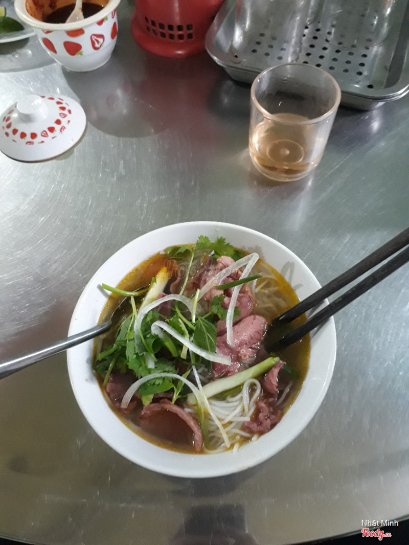 Bún bò đặc biệt 50k /1 tô 😨 👎