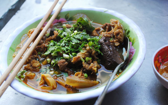 Bún Xáo Bò Gân - Đặc Sản Miền Trung