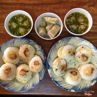 bánh căn