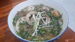 bún mọc giò heo