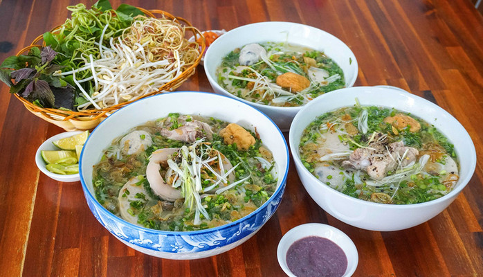 Bún Mọc Tư Ròm