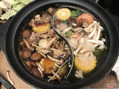 Lẩu Shabu Shabu và Sukiyaki