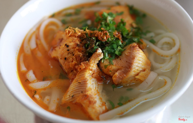 bánh canh cá lóc