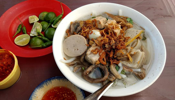 Bánh Canh Lòng Cá & Trứng Cá