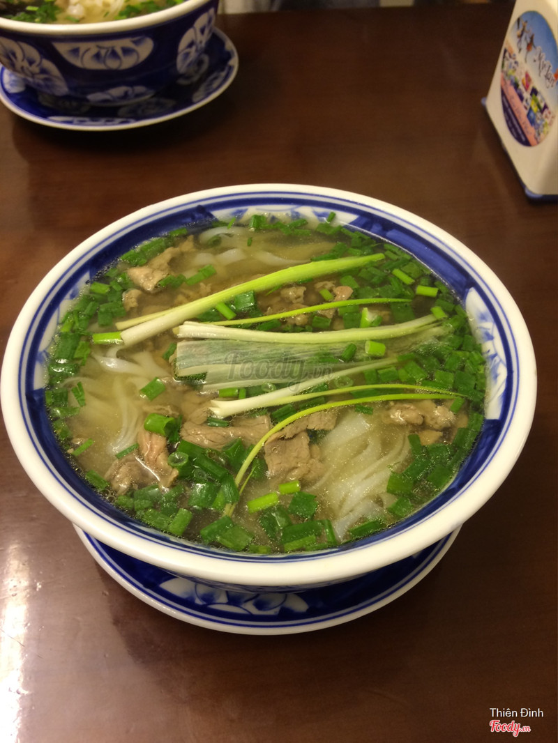 Phở bò tái