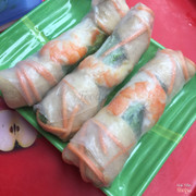 Bánh tráng cuốn tôm thịt