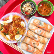 bánh tráng trộn & tôm cuốn thịt