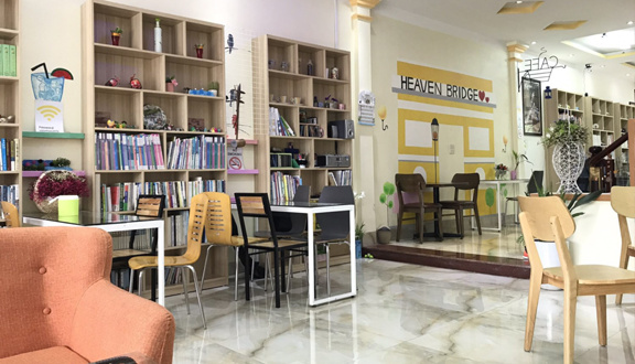 Book Cafe - KĐT Chùa Hà