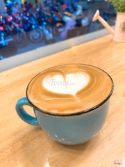 Xinh chưa, sao mà nỡ uống