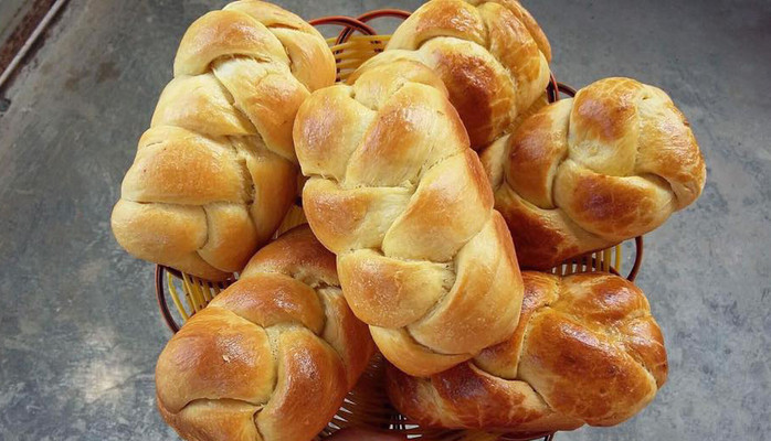 Bánh Mì Hoa Cúc Homemade - Shop Online