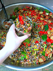 Ốc ruốc trộn cung đình Huế