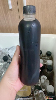 nước rong biển mát lạnh.nhà nấu sạch sẽ nguyên chất
giá chỉ 18000 vnd / 500 ml