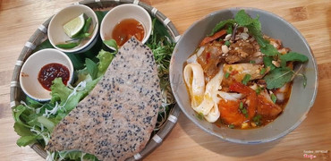 Check in cơm quê Mười Khó 🤩🤩🥰🥰 Phần bánh tráng thịt luộc 2 ngừi  ... 1 mình nóa quấtttttt hếtttttttt 😋😋😋😋