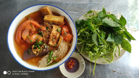 Bánh Canh Xuân Hoa - Lê Hồng Phong