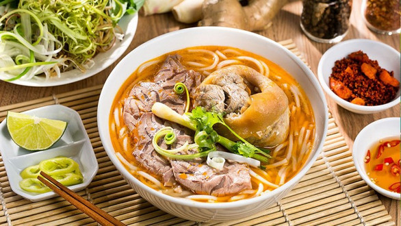 Bún Bò Huế - O Mậu