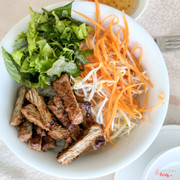 Bún thịt bò nướng