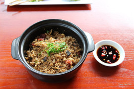 Cơm chiên tay cầm