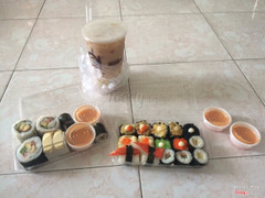 Sushi khi đem về nhà :">