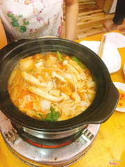 Lẩu kimchi size S. 