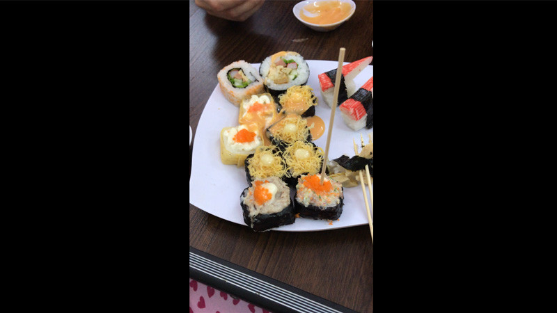 SUSHI VIÊN NGUYỄN TIỂU LA QUẬN 10