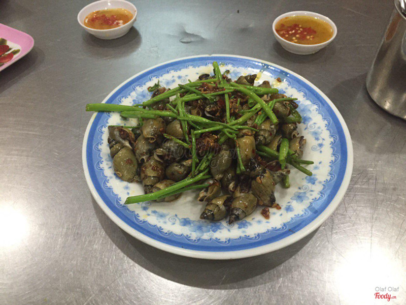 Ốc cà na xào tỏi