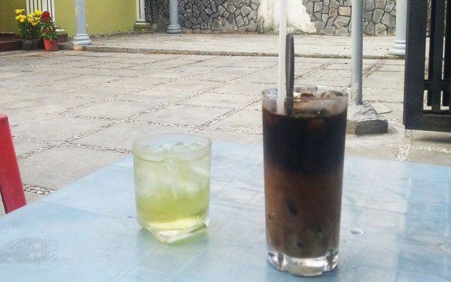 Mái Nhà Xưa Cafe