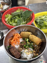 Bún thịt nướng